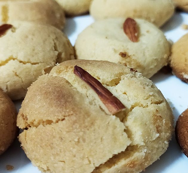 Eggless Nankhatai Biscuit featured