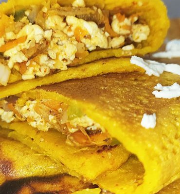 moong dal chilla featured